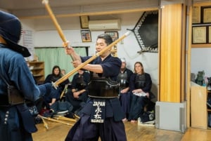 Tokio: Samurai Kendo Praxiserfahrung