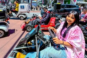 Tokyo: Shibuya and Shinjuku Streets Guided Go-Karting Tour