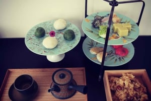 Prepara i dolci tradizionali 'Nerikiri' e il matcha a Shibuya