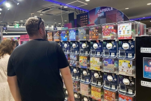 Tokyo: Shibuya Tour with a Local Guide in Spanish and Hidden Gems