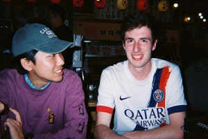 Tokio: Bar Hopping w Shinjuku i wymiana kulturowa z lokalnymi mieszkańcami