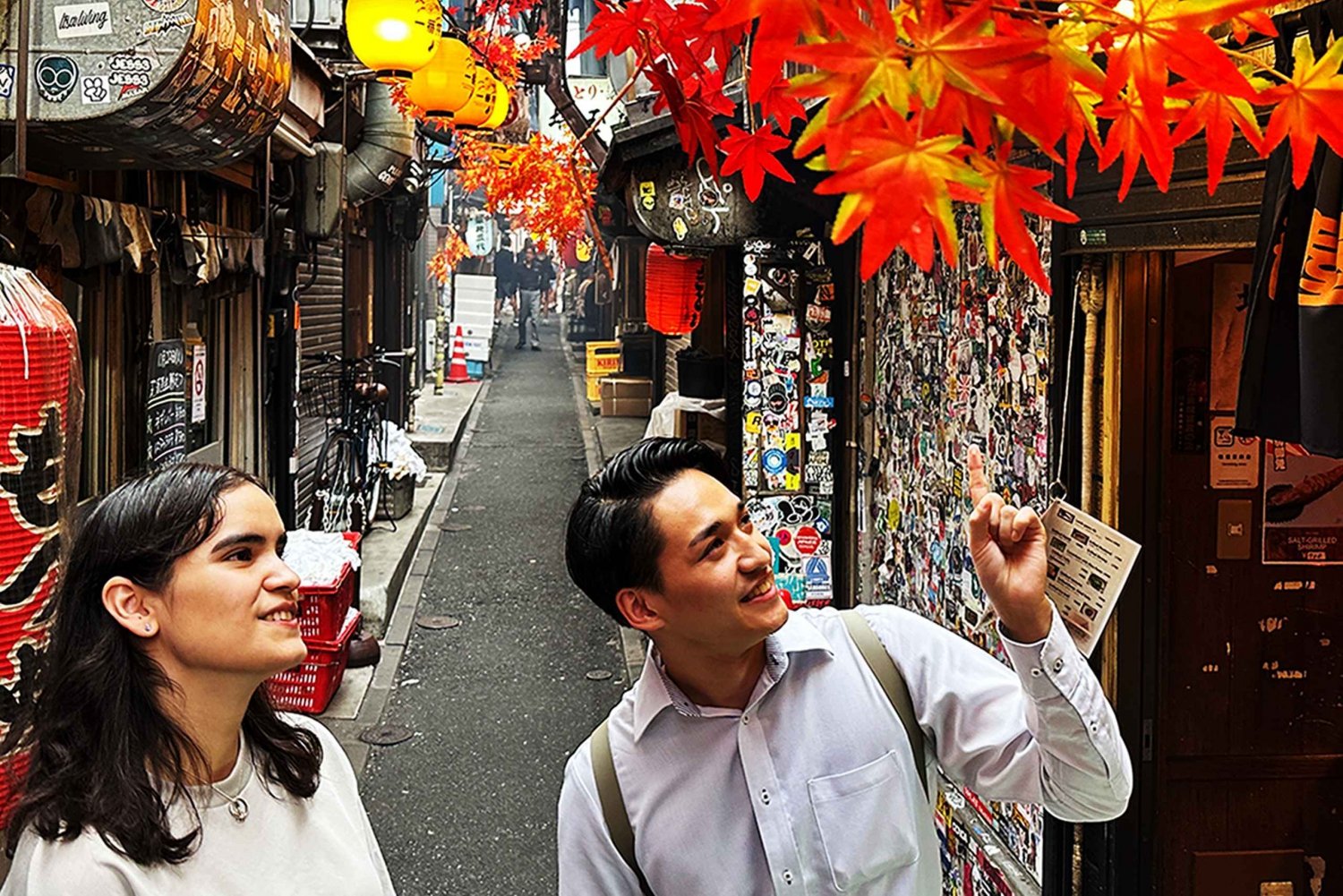 Tokyo: Private Shinjuku Izakaya & Bar Tour tailored to you