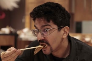 Tokyo : visite guidée des bars de Shinjuku avec repas et boissons