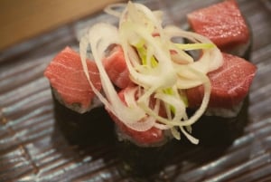 Tokyo - en barrunda Shinjuku Izakaya och Golden Gai Bar Hopping Tour