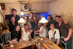 Tokyo: Shinjuku Local Bar and Izakaya Guided Walking Tour