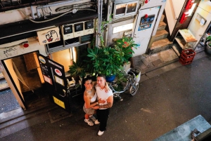 Tokyo: Shinjuku Night Photography Tour with Photographer