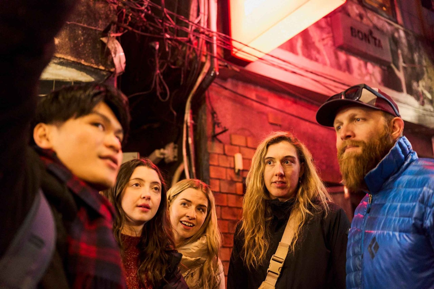 Tokyo: Shinjuku Nightlife & Secret Backstreets Walking Tour