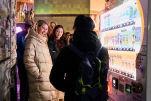 Tóquio: Excursão a pé pela vida noturna e ruas secretas de Shinjuku