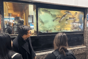 Tóquio: Excursão a pé pela vida noturna e ruas secretas de Shinjuku