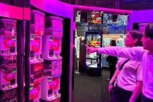 Tóquio: Excursão a pé pela vida noturna e ruas secretas de Shinjuku