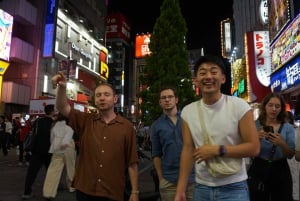 Tokyo: Shinjuku Hidden Japanese Bar Tour (Neon Light City)