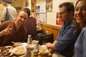 Tokyo: Shinjuku Hidden Japanese Bar Tour (Neon Light City)