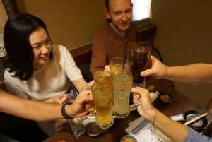 Tokyo: Shinjuku Hidden Japanese Bar Tour (Neon Light City)