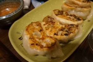 Tokyo: Shinjuku Hidden Japanese Bar Tour (Neon Light City)