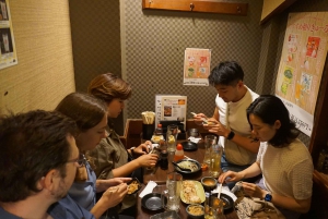 Tokyo: Shinjuku Hidden Japanese Bar Tour (Neon Light City)