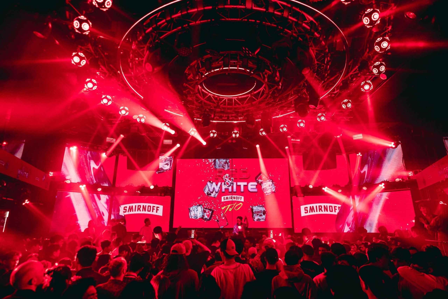 東京新宿：WARPナイトクラブチケット＆VIP（外国人向け）