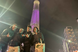 Tokio: ¡Disfruta de una experiencia de yakitori en un izakaya con guía en la zona del Skytree!