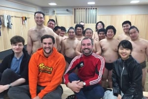Tokio: Poranny trening sumo w Ryogoku i sesja zdjęciowa