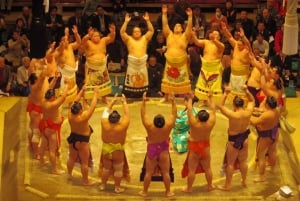 Tokyo: Tour del torneo di sumo con biglietti per il posto in poltrona