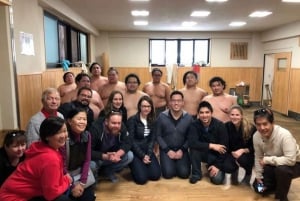 Tokyo: Exklusiv tillgång till Sumos morgonträning med foton