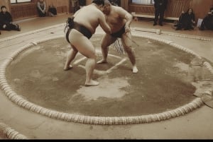 Tokio: sumopaini-esitys