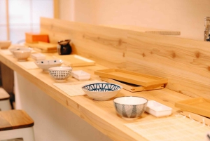 Tokyo : cours de préparation de sushis en veste happi près d'un site célèbre