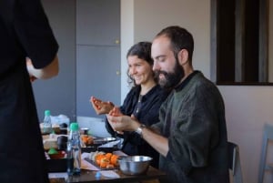 Токио: Мастер-класс по приготовлению роллов и аутентичных суши в Асакуса