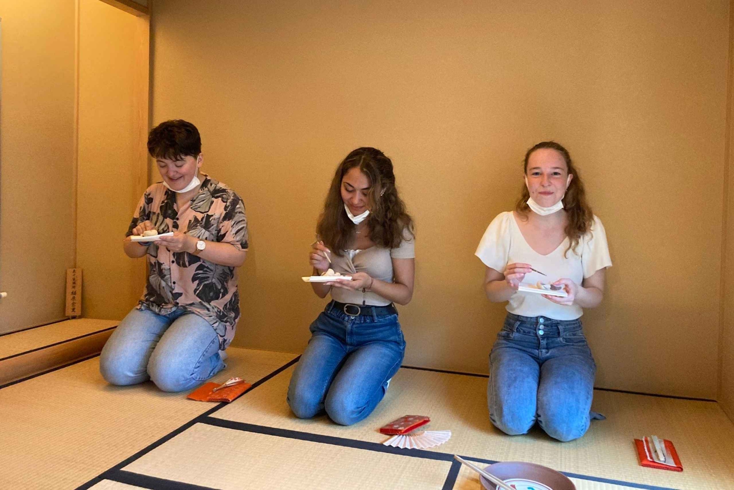 Tokio: Experiencia de la Ceremonia del Té en un pequeño salón de té