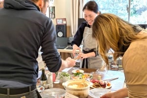 Tokyo: Temari Sushi & Matcha Cooking Class with Food Tour