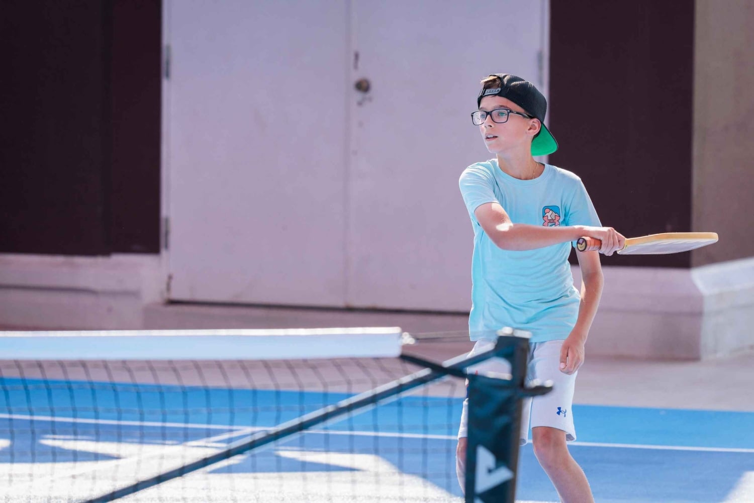 Токио: игра в пиклбол на крыше телевизионной башни