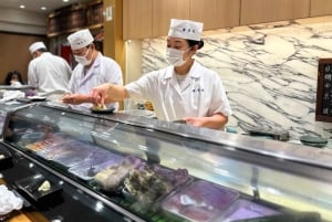 Tokyo: Toyosu tonfiskauktion + skaldjursfrukost/promenad i Tsukiji