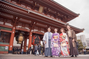 Tokyo: Esperienza di noleggio di kimono tradizionali