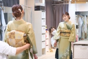 Tokyo: Esperienza di noleggio di kimono tradizionali