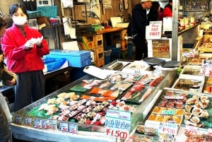 Tokyo: Tsukiji Fish Market Street Food Tour