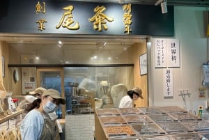 Tokyo: Tsukiji Fish Market Street Food Tour