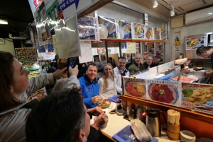 Tokyo: Tsukiji Fish Market Seafood and Sightseeing Tour