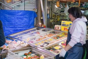 Tokyo: Tsukiji Fish Market Seafood and Sightseeing Tour