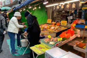 Tokyo: Tsukiji Fish Market Seafood and Sightseeing Tour