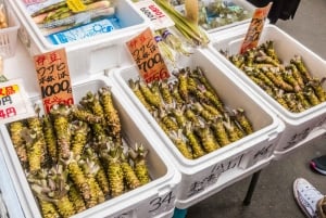 Tokyo: Tsukiji Fish Market Street Food Tour with Tasting