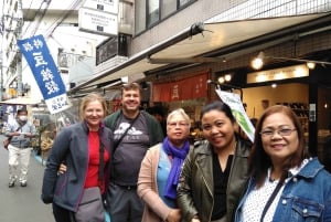 Tour privado por la gastronomía y la cultura de Tsukiji, Tokio Guía con licencia
