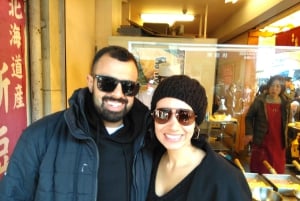 Tour privado por la gastronomía y la cultura de Tsukiji, Tokio Guía con licencia