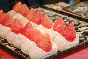 Tokyo: Tsukiji Market and Hongwanji Temple Guided Tour