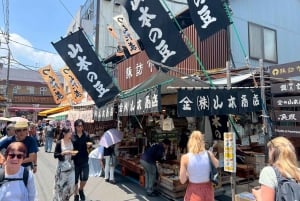 Tokio: Wycieczka kulinarna po targu Tsukiji z 5 degustacjami
