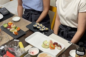 Tokio: Tsukiji-markkinoiden sushikurssi ja teeseremonia