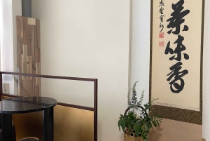 Tokio: Tsukiji-markkinoiden sushikurssi ja teeseremonia