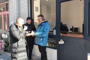 Tokyo: Yanaka and Nippori Food Tour with Local Guide