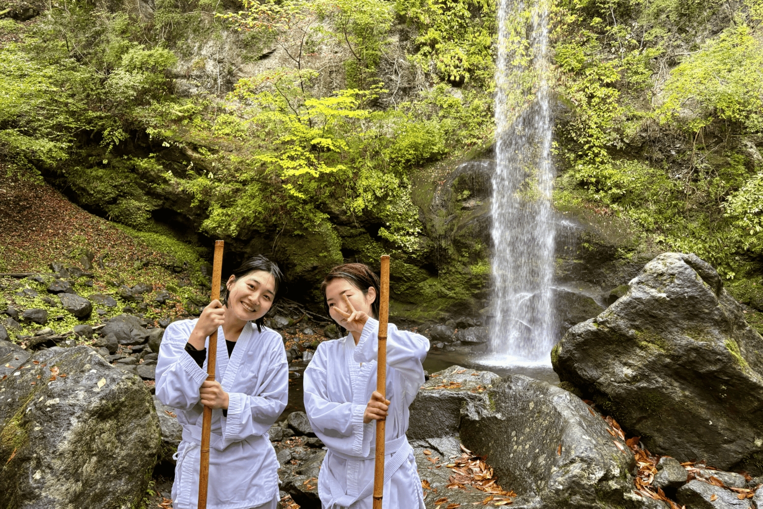 Tokio: meditatie-ervaring bij de Yuhi no Taki-waterval