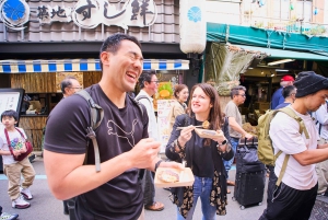 Targ rybny Tsukiji: wycieczka piesza po ulicach pełnych jedzenia i kultury