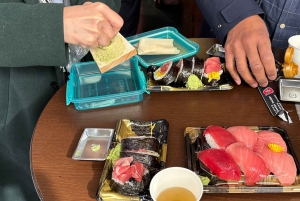 Targ rybny Tsukiji: wycieczka piesza po ulicach pełnych jedzenia i kultury