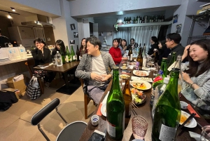Tsukiji: Sake Tasting Experience